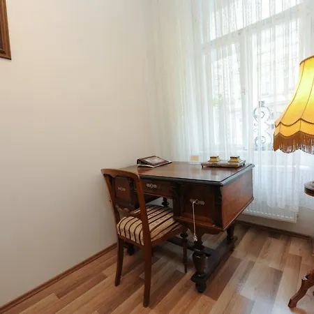 Antique In *